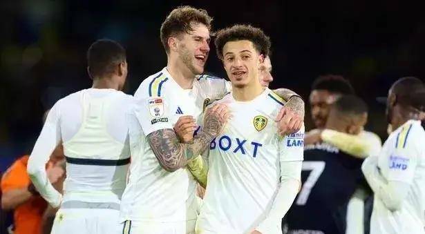 爱游戏tv-斯托克城客场不敌对手，积分榜暂居榜尾的简单介绍