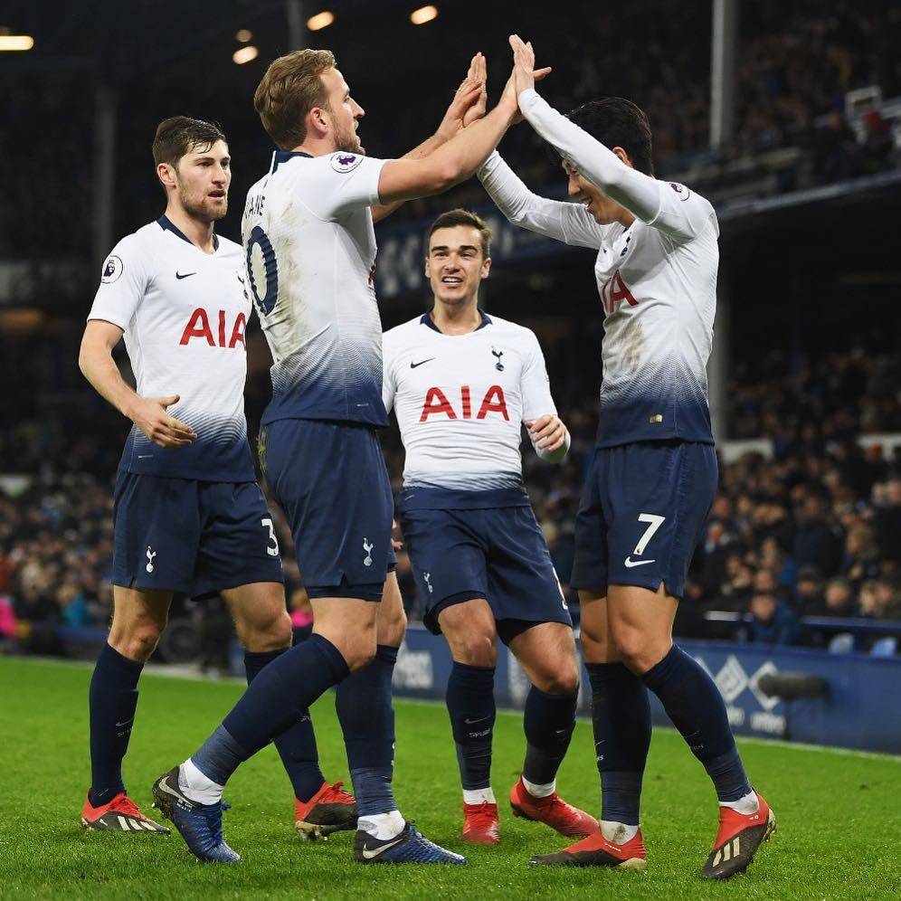 爱游戏官方-狼队遭遇两连败，球员们需拿出实力