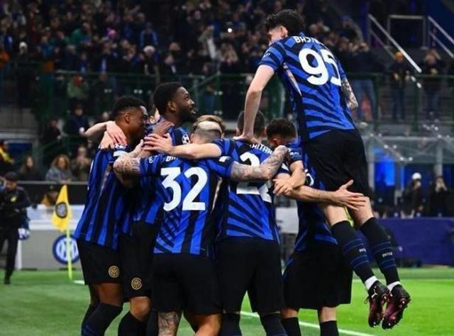 米兰德比焦点对决,洛卡特利成为话题人物 米兰德比焦点对决,洛卡特利成为话题人物