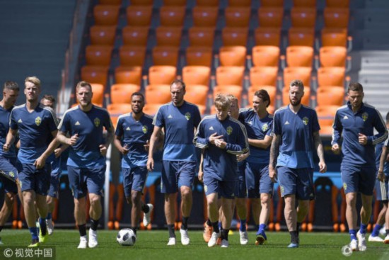 瑞典实现关键逆转，提前锁定强名额