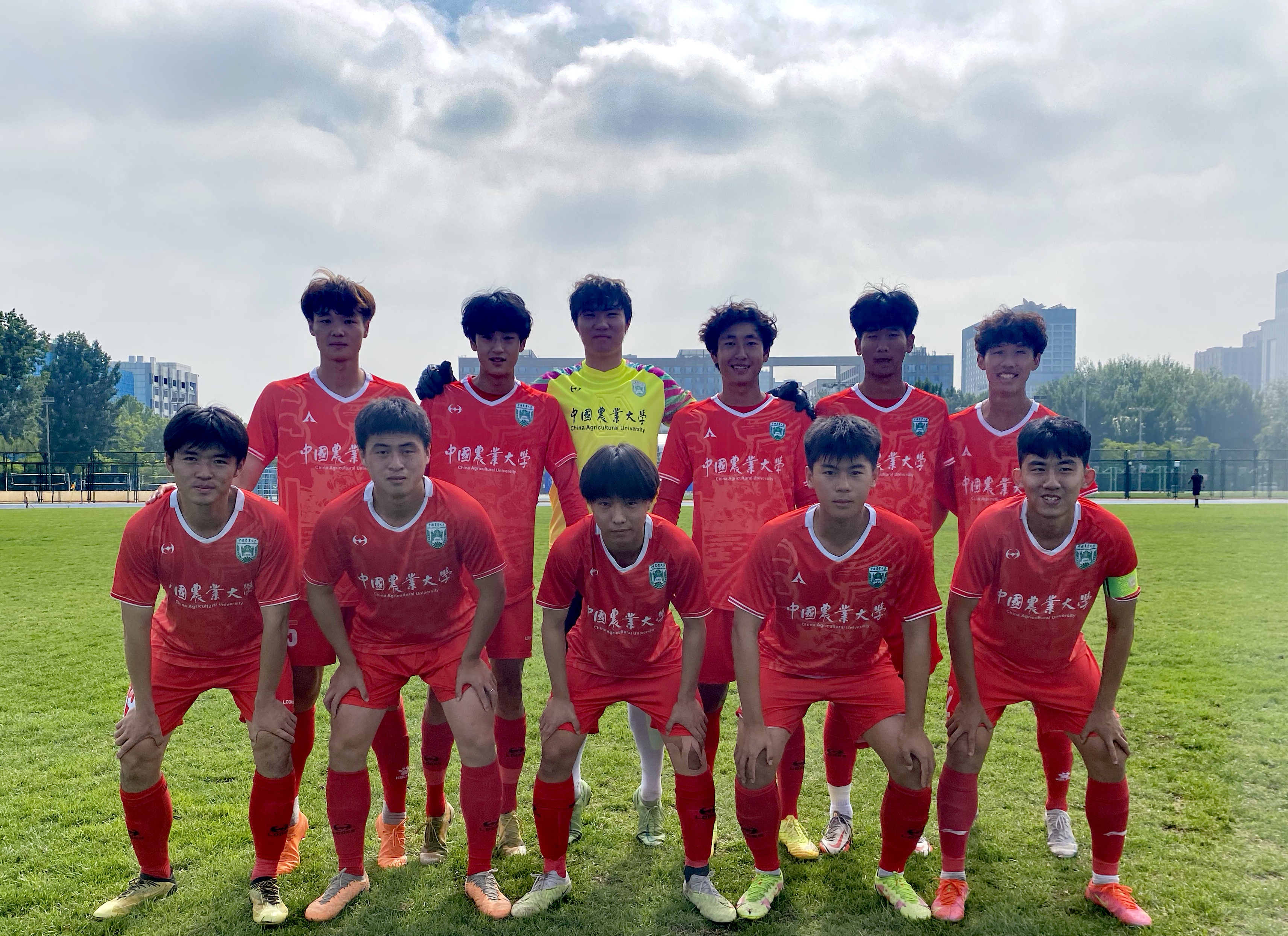 实力强劲!国内足球赛事涌现新冠军 实力强劲!国内足球赛事涌现新冠军