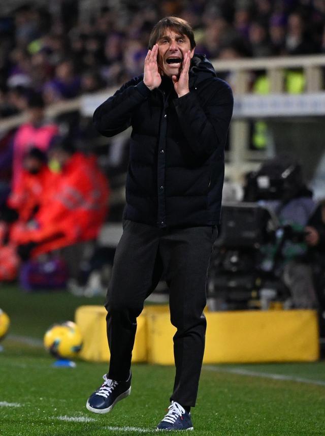 关于那不勒斯客场取胜意大利人,保持不败纪录的信息 关于那不勒斯客场取胜意大利人,保持不败纪录的信息