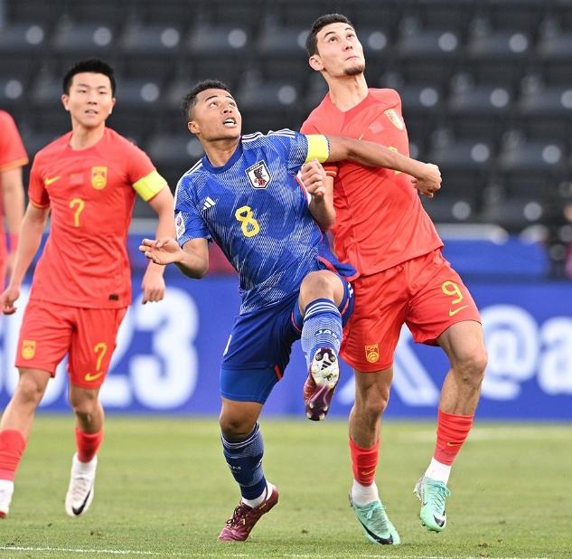 关于比赛中球员们展现出了顽强的拼搏精神，打出了精彩比赛的信息