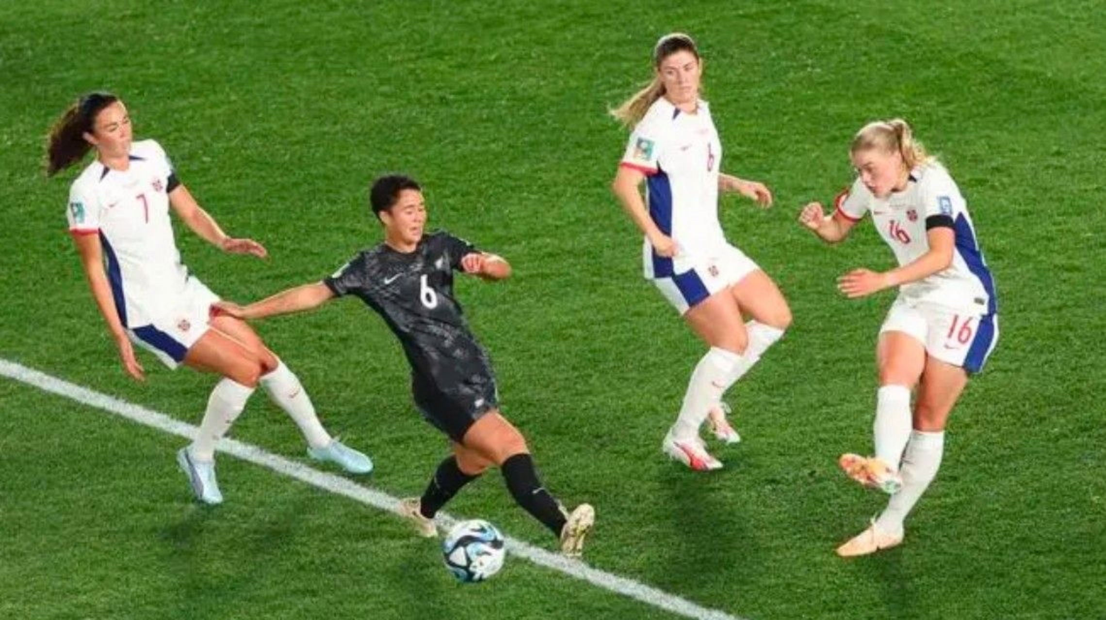 爱游戏体育-关于国际女足赛事引起广泛关注，赛程精彩纷呈的信息