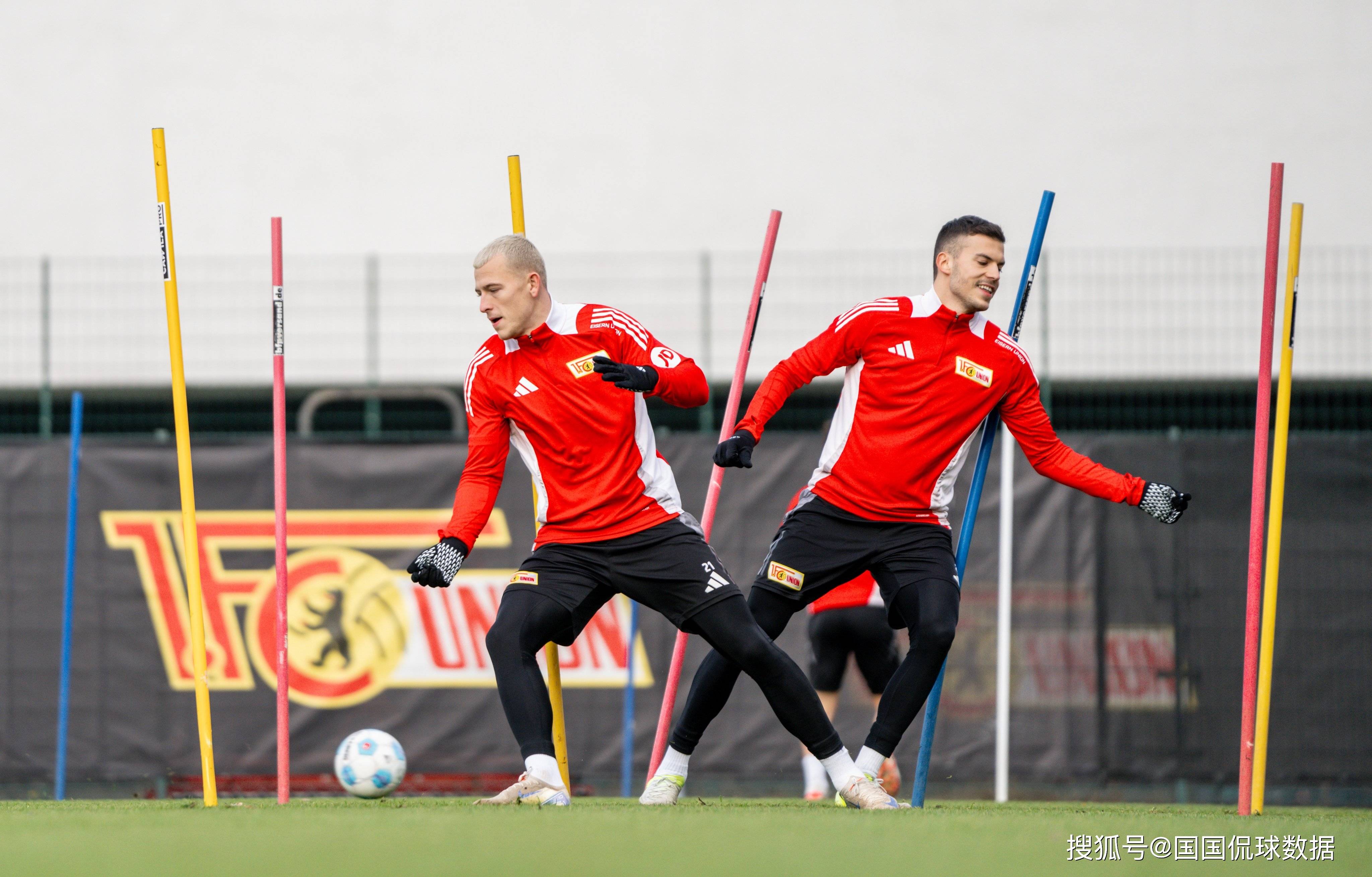 冠军对决,柏林联队对阵斯图加特 冠军对决,柏林联队对阵斯图加特