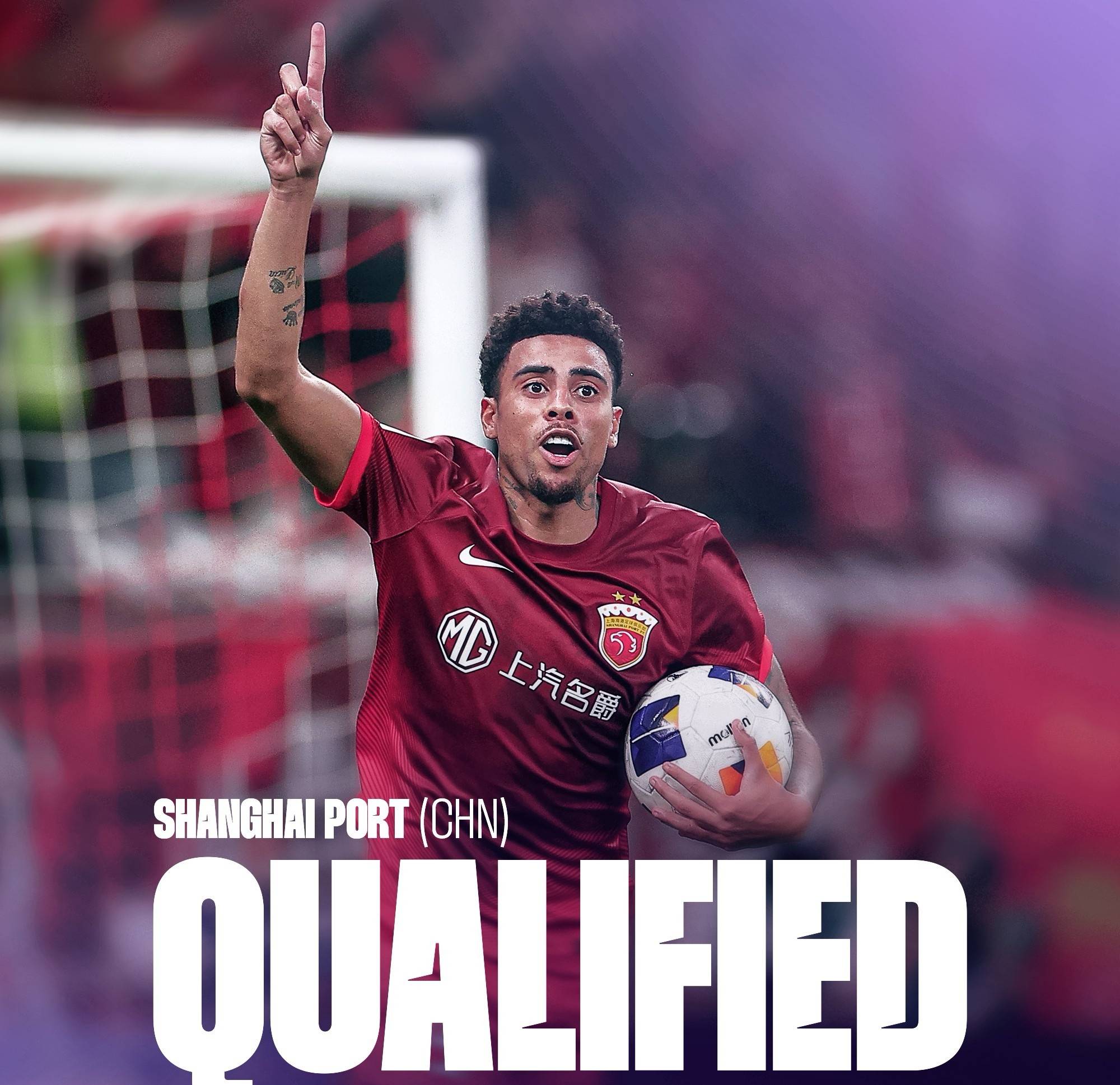 足球新星加盟亚冠球队，为俱乐部注入活力