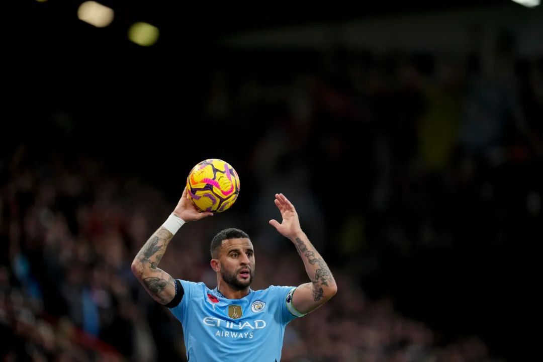 爱游戏APP-关于伯恩茅斯球员努力备战，力争取得胜利的信息