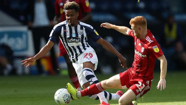 汉诺威主场被斯图加特逼平,保持低迷状态的简单介绍 汉诺威主场被斯图加特逼平,保持低迷状态的简单介绍