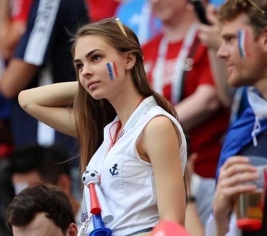 欧洲杯资格赛颁奖典礼圆满落幕,精彩瞬间 欧洲杯资格赛颁奖典礼圆满落幕,精彩瞬间