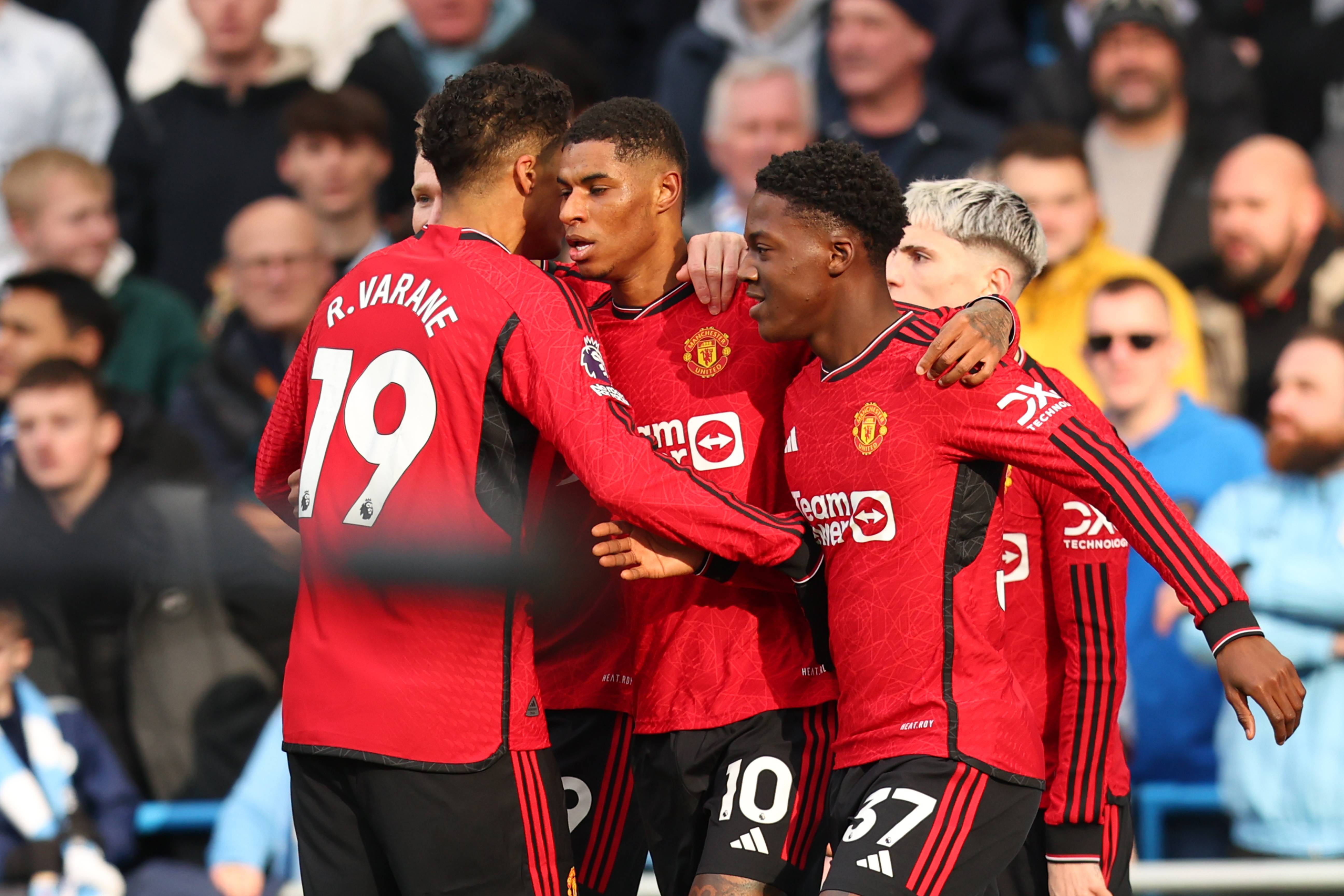 包含切尔西客场逆转取胜,稳固争冠位置的词条 包含切尔西客场逆转取胜,稳固争冠位置的词条