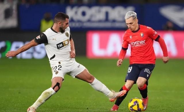 爱游戏下载-包含巴塞罗那零封瓦伦西亚，豪取胜利的词条