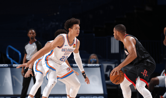 爱游戏大厅-包含比斯利带队大胜火箭取得抢七胜利的词条