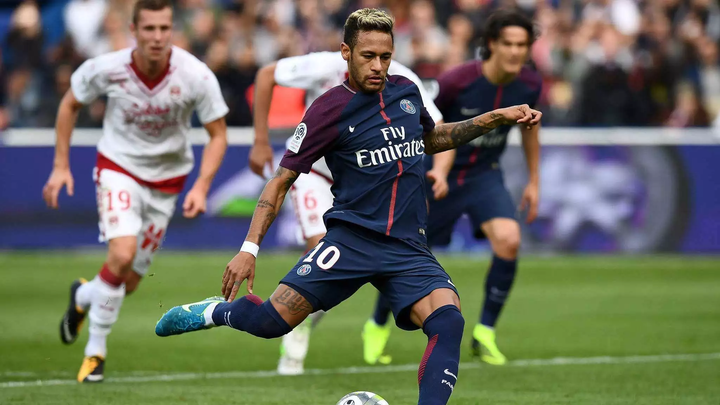 爱游戏官方-包含法甲球队近况不佳，主力球员伤愈难题的词条