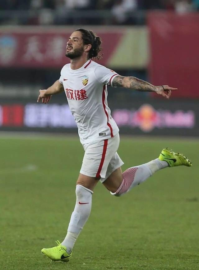 爱游戏APP-中东球队壮志凌云，向亚冠冠军发起冲击的简单介绍