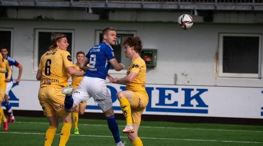 爱游戏-捷克队在比赛中展现出色的控球能力