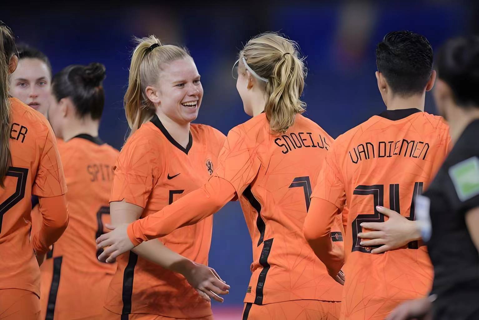 爱游戏APP-德国女足在比赛中取得惊人成绩