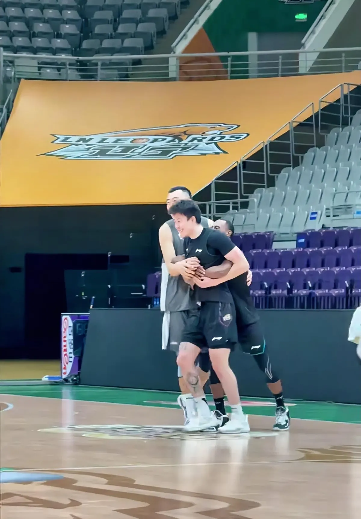 爱游戏APP-篮球赛场上的黄金时刻即将开启