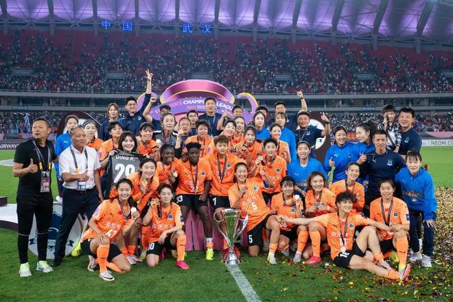 U-女足队在国际赛事中获得冠军殊荣的简单介绍 U-女足队在国际赛事中获得冠军殊荣的简单介绍