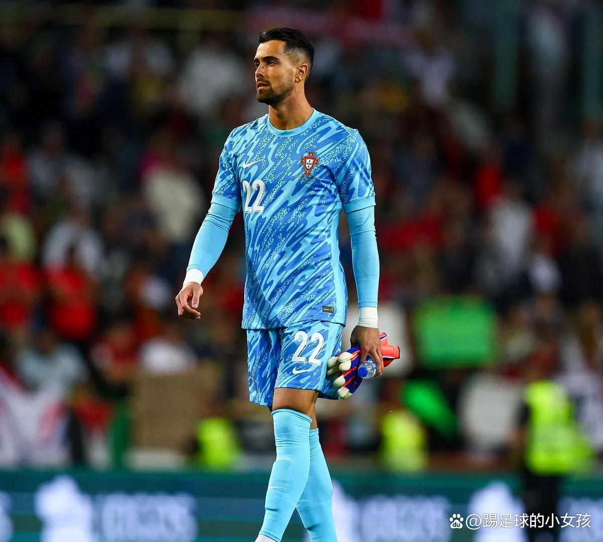 爱游戏-波尔图客场战胜巴黎圣日耳曼，提前锁定出线资格的简单介绍