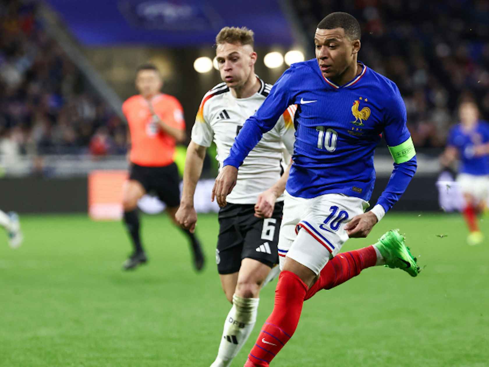 爱游戏大厅-欧盟国家杯赛中，备受瞩目的胜利者诞生！的简单介绍