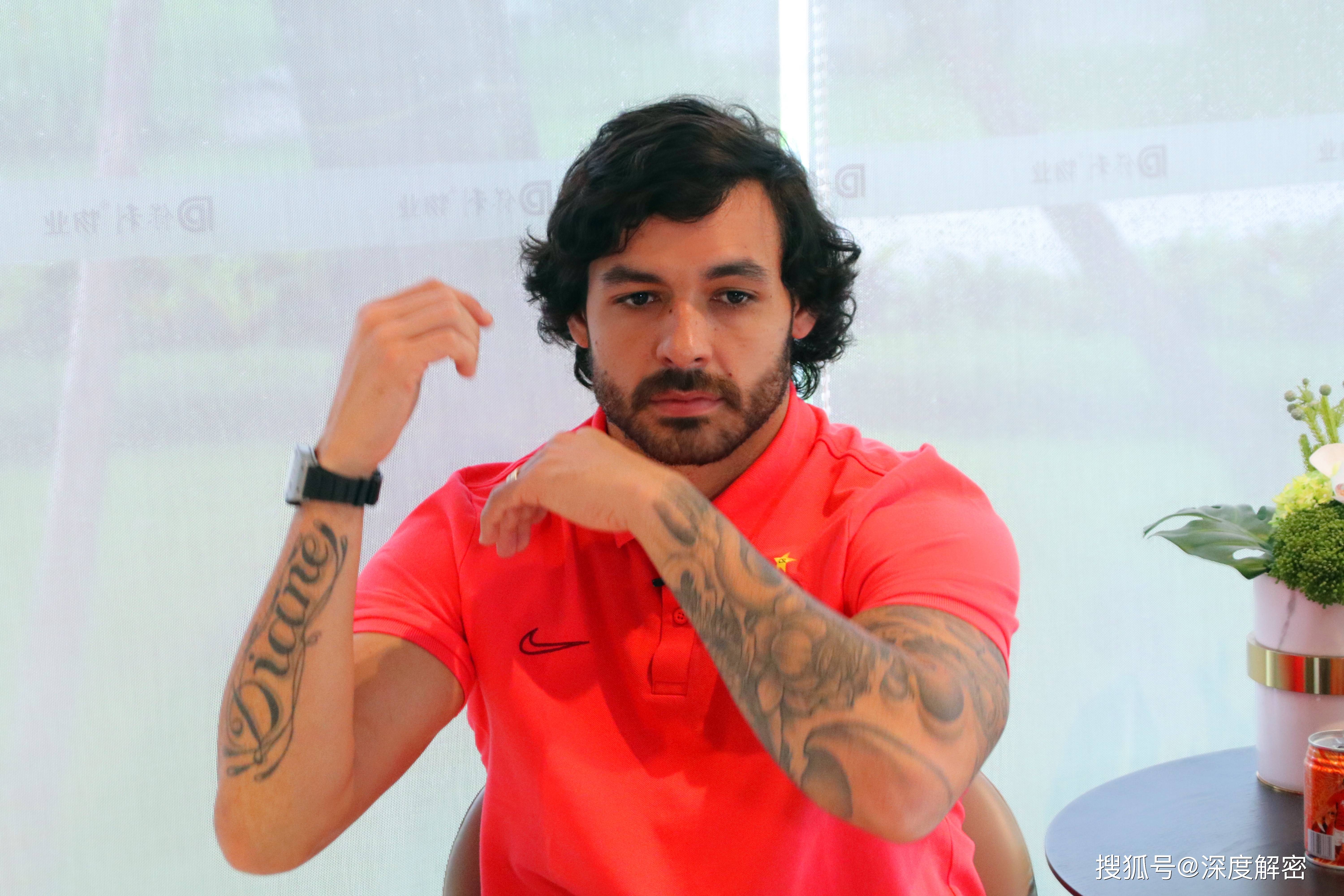 爱游戏tv-高拉特表现出色，汉堡球迷鼓舞士气的简单介绍