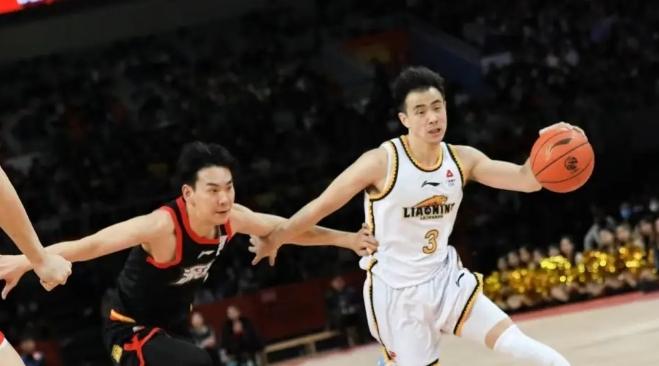 沈阳男篮主场对抗广东队,东部头名之争的简单介绍 沈阳男篮主场对抗广东队,东部头名之争的简单介绍