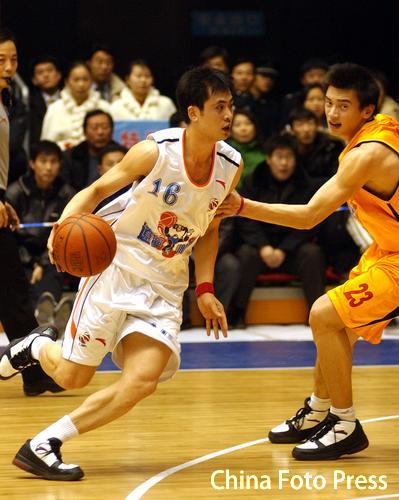 爱游戏官网-关于黑班体育主场大胜，稳步进步提升排名的信息