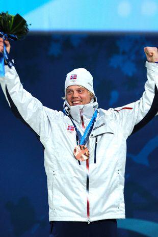 加拿大选手夺得高山滑雪铜牌