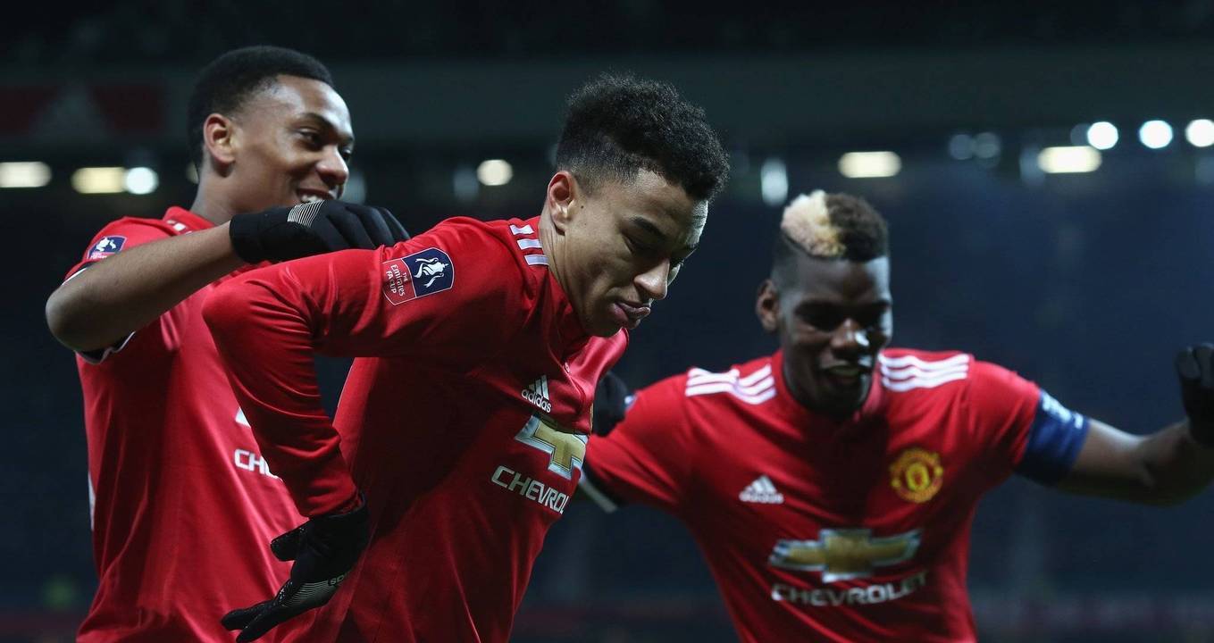 博格巴伤愈归来！曼联要勇往直前