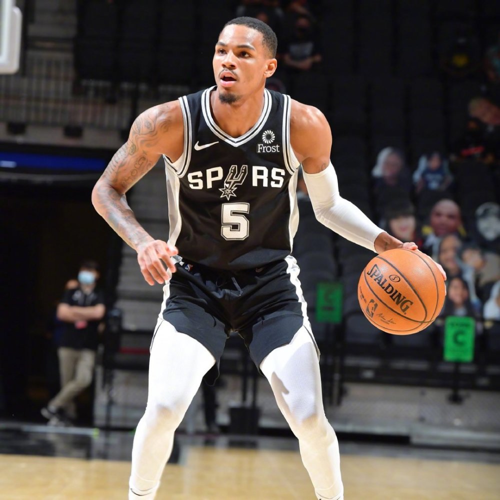 包含火箭力克快船，瓦兰丘纳斯关键制胜的词条