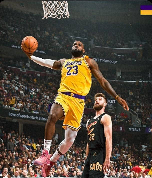 76人惨败湖人，失利暴露内线缺陷