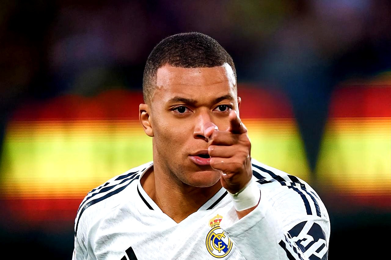 爱游戏在线-关于罗马轻取秘鲁，莱万惊艳世界的信息