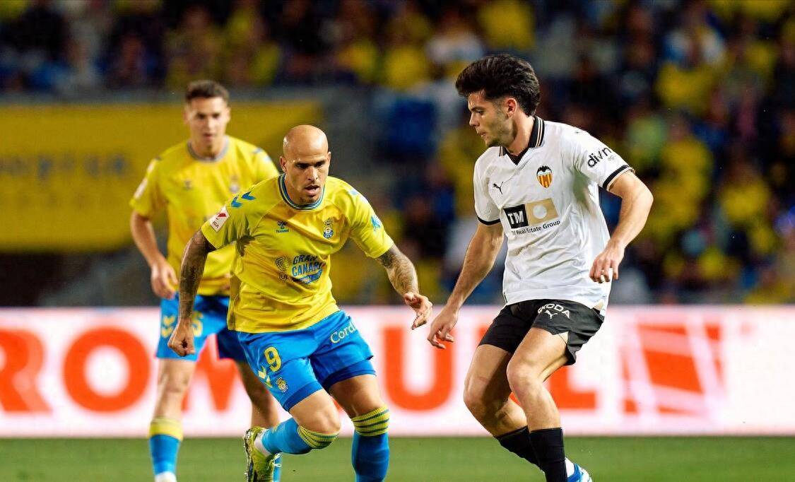 拉斯帕尔马斯在比赛中表现出色