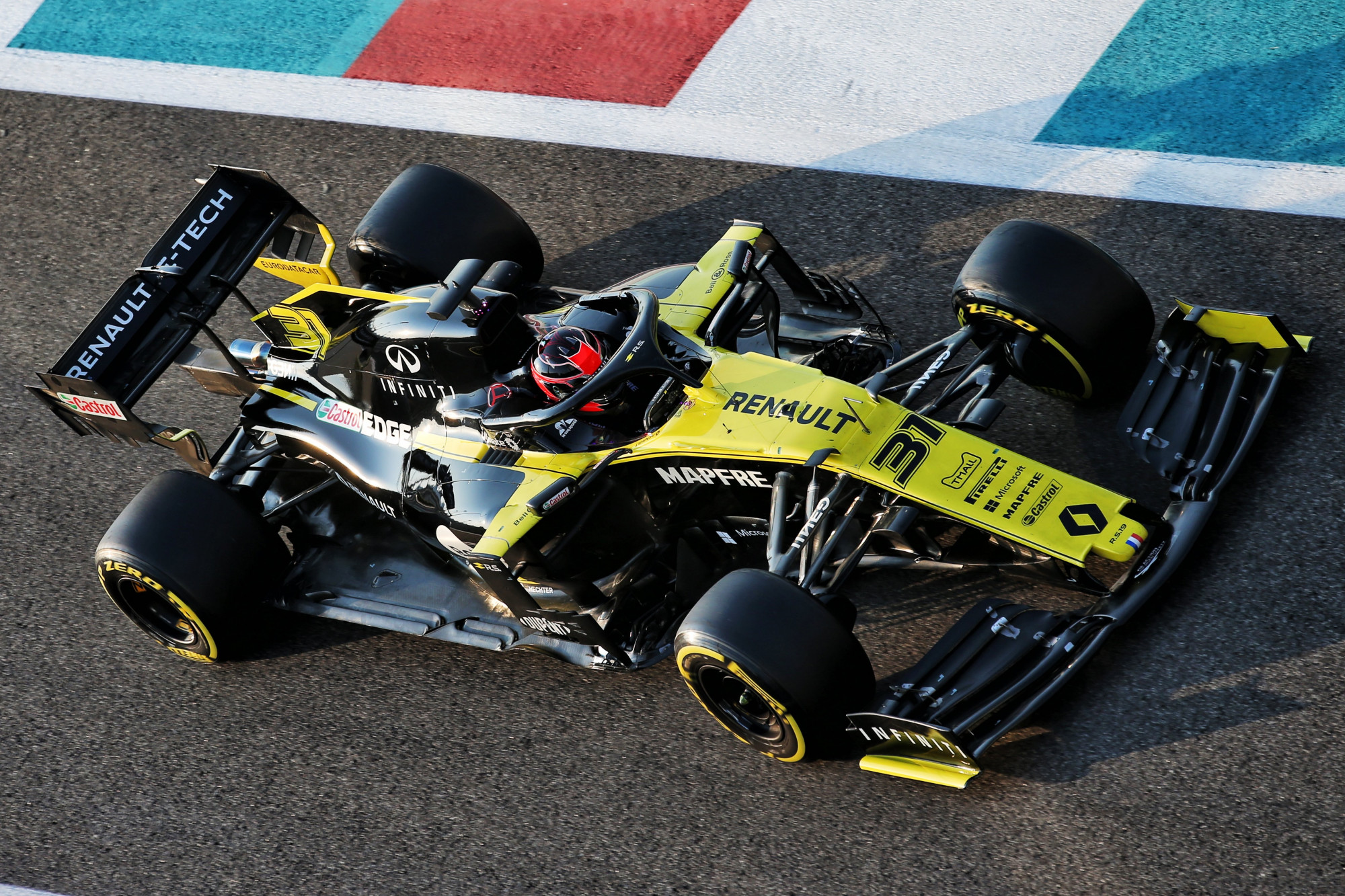 爱游戏tv-雷诺车队完胜威廉姆斯，皮亚斯特里刷新纪录