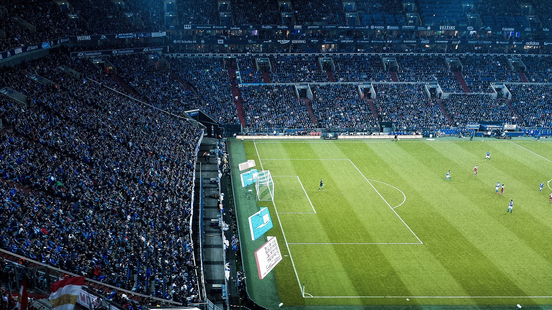 阿尔瓦雷斯节奏大师领衔，拜仁血拼埃及演绎绿茵传奇