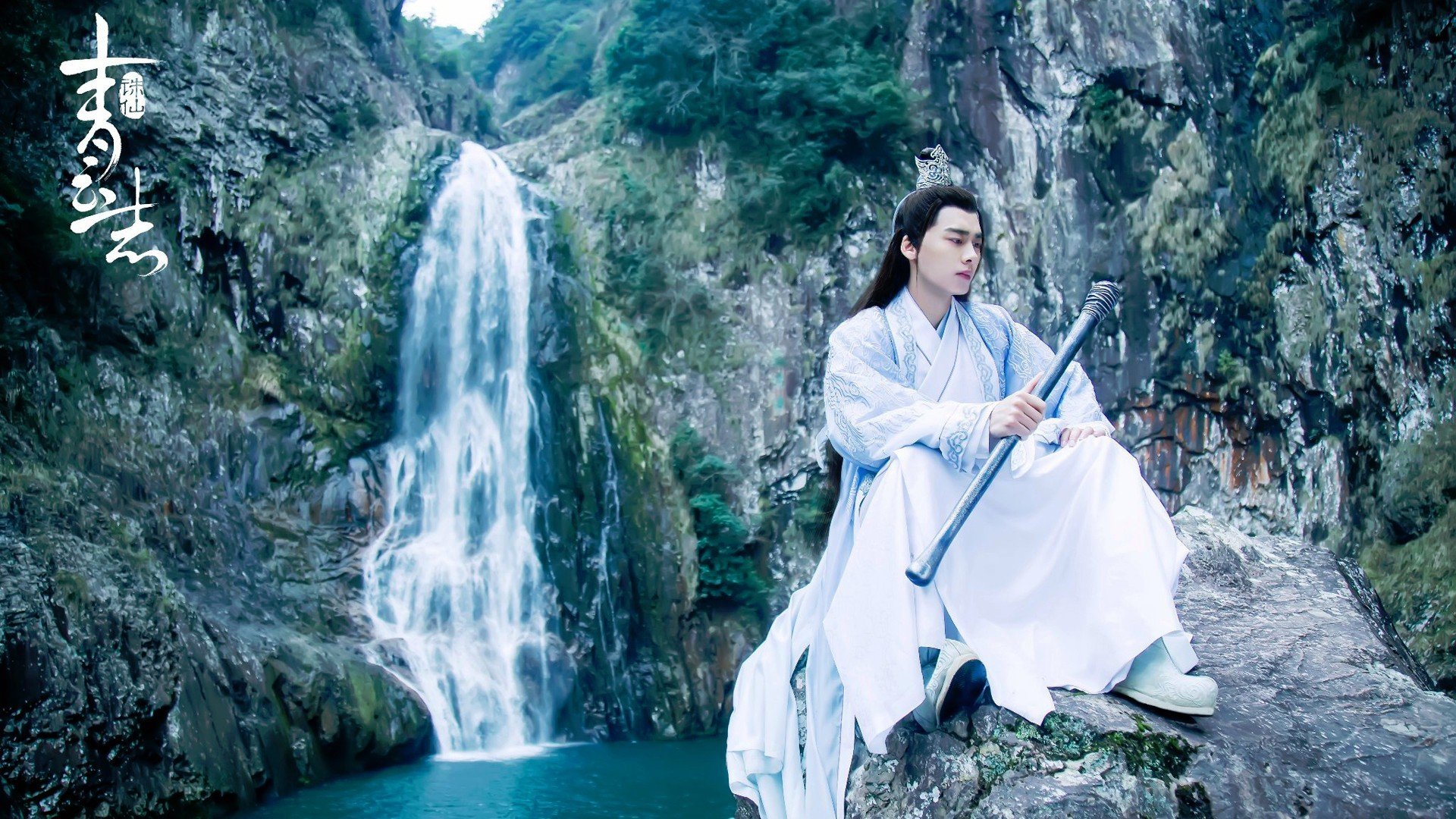 爱游戏在线-北欧旋风突围红牛堡垒，亚洲之光接管年度焦点—足球世界的关键时刻